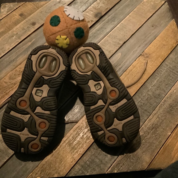 Stride Rite Toddler Shoes - Picture 7 of 7
